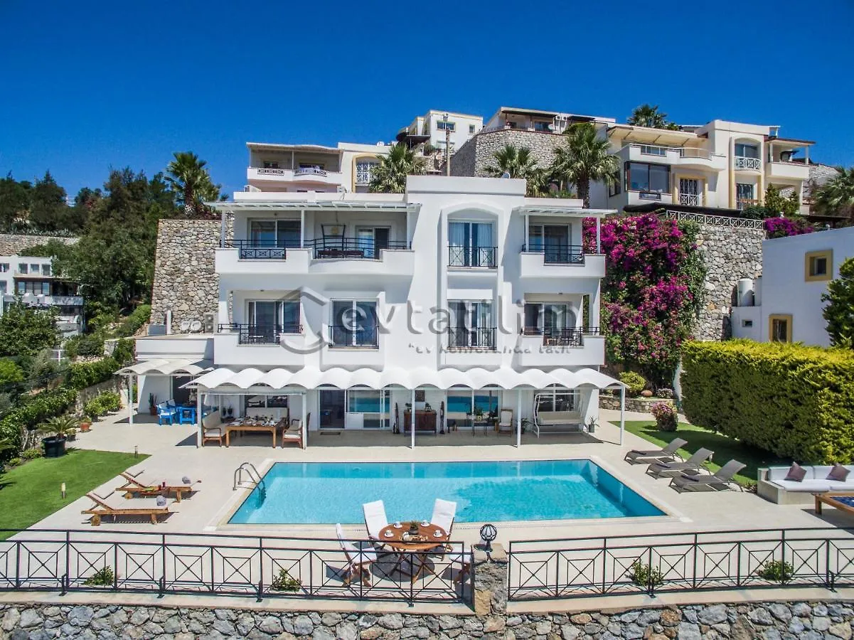 Villa Cubana By Evtatilim