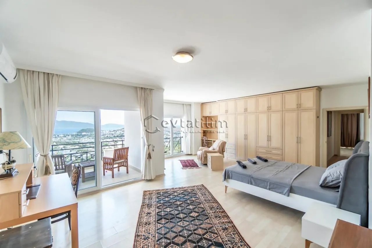 Villa Cubana By Evtatilim
